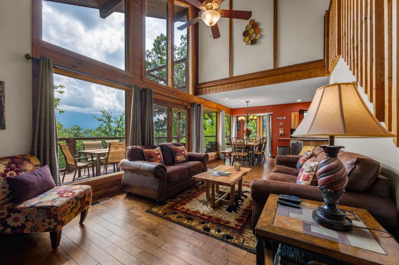 Twinflower Summit - Incredible Views, Pet Friendly! Gatlinburg Exterior photo